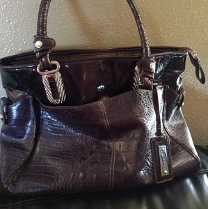 Madi Claire purse